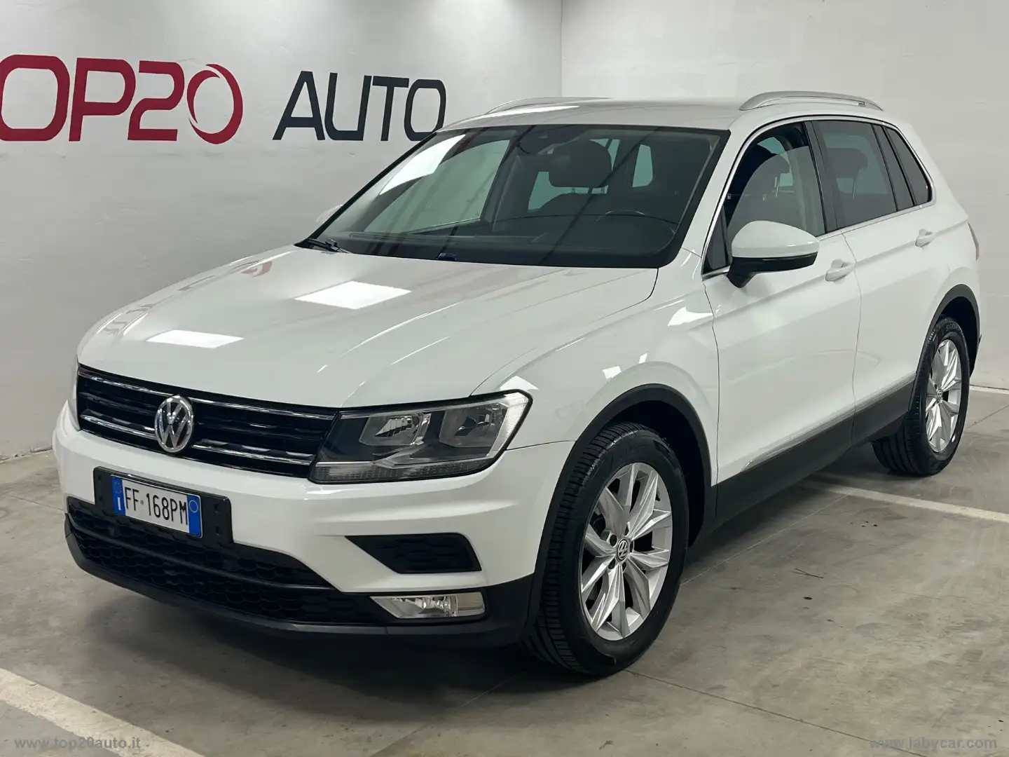Volkswagen Tiguan 2.0 TDI DSG Business BMT Wit - 1