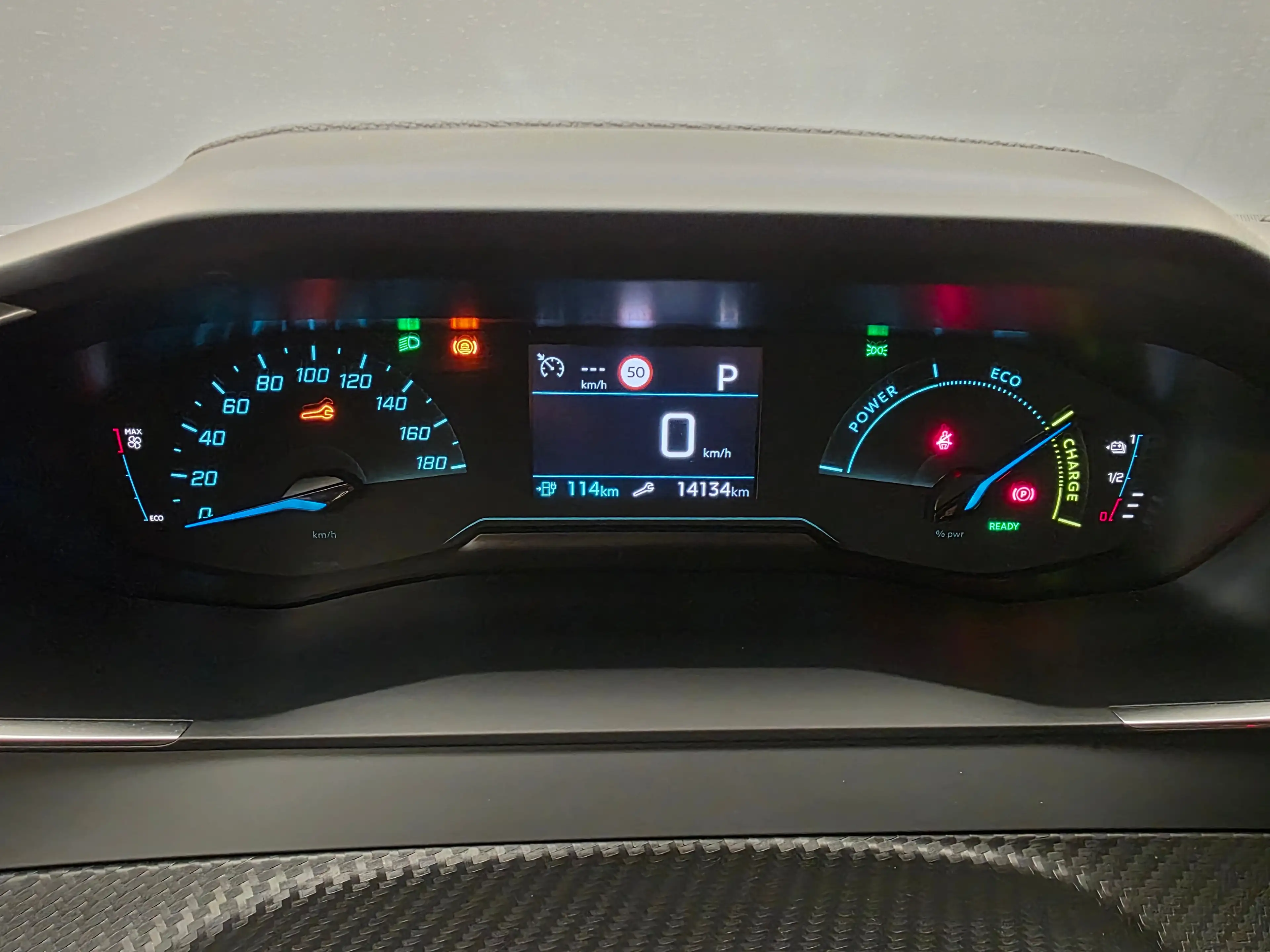 Peugeot e-2008 EV Active 50 kWh Carplay | Parkeersensoren | Keyle — photo 12