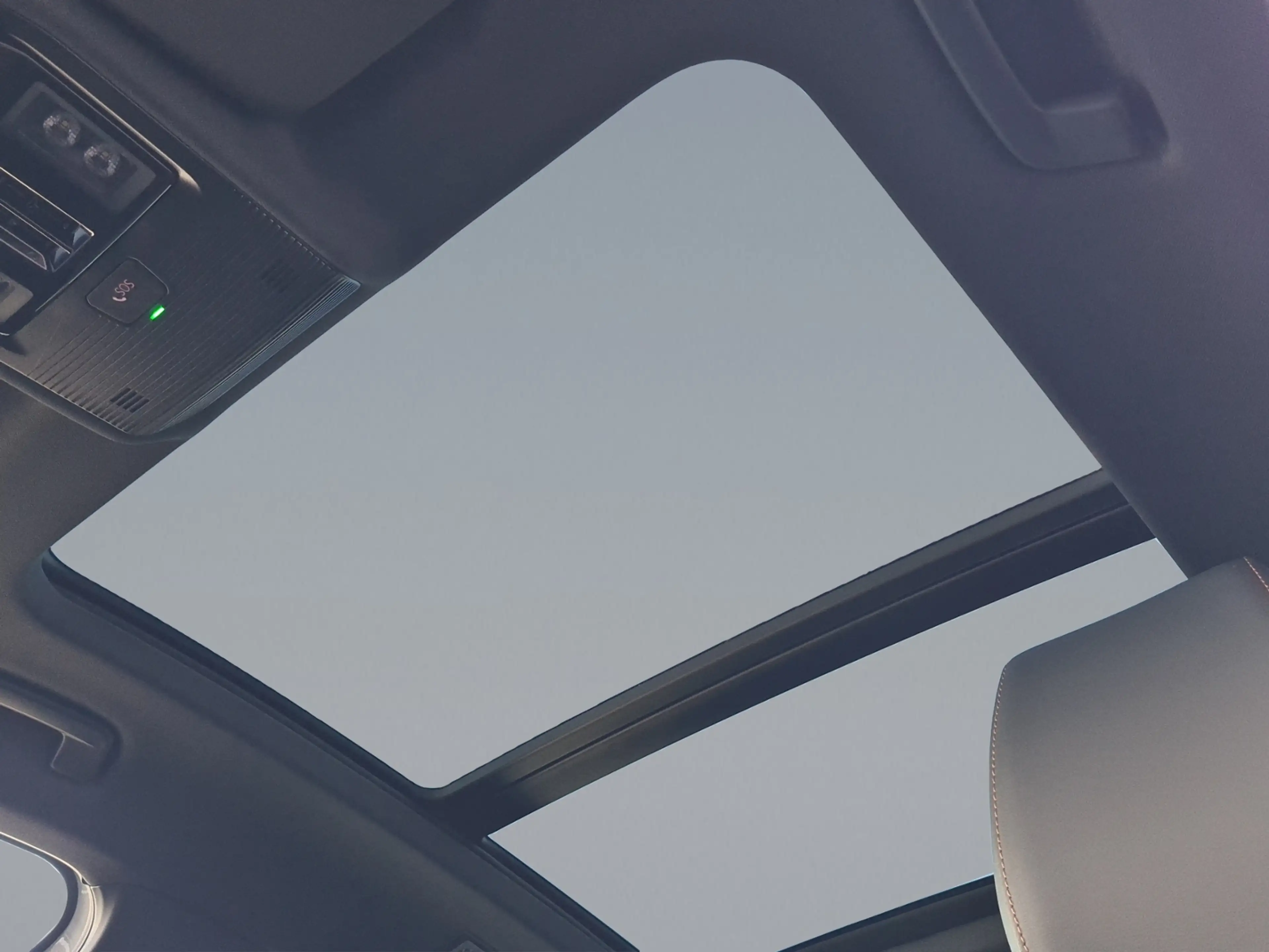 CUPRA Formentor 1.5 TSI DSG +AHK+PANOD+NAVI+LED+DCC+KAMERA+SHZ+PD — photo 24