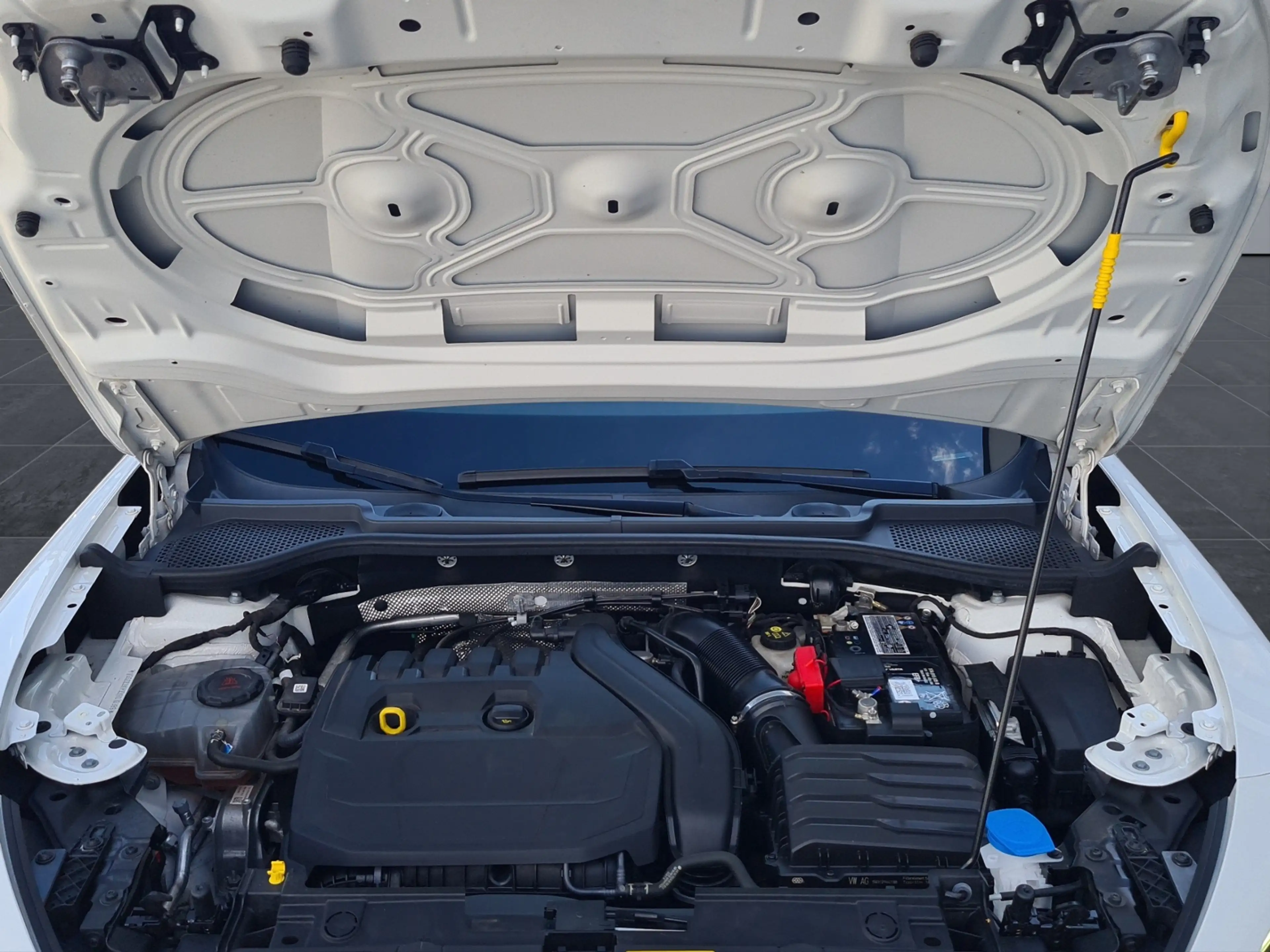 CUPRA Formentor 1.5 TSI DSG +AHK+PANOD+NAVI+LED+DCC+KAMERA+SHZ+PD — photo 22