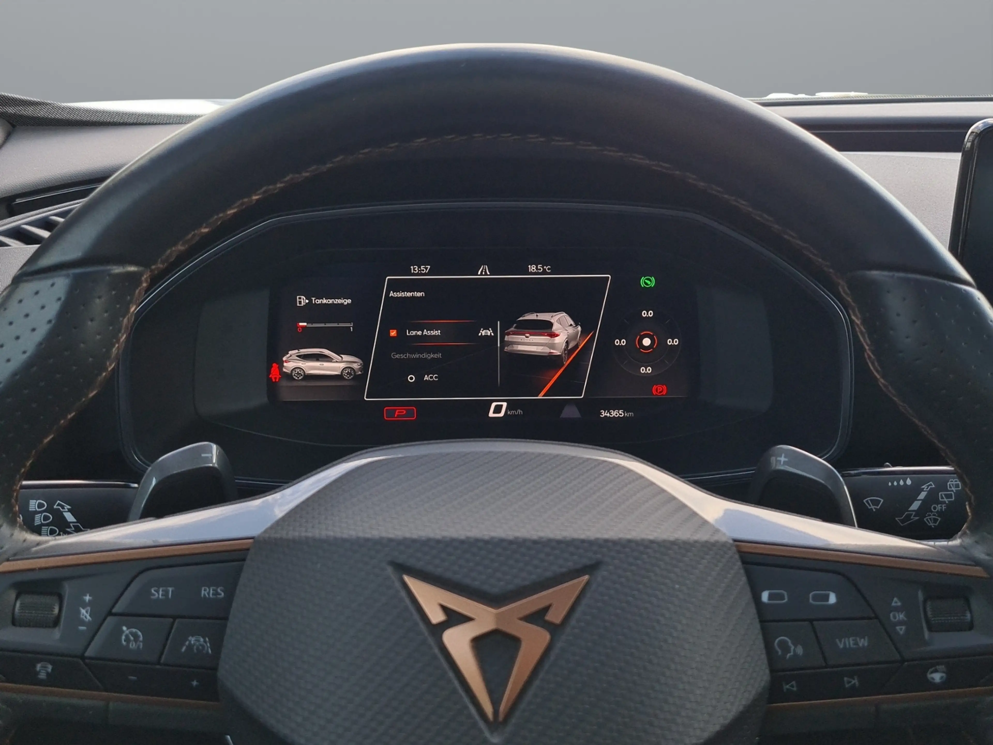 CUPRA Formentor 1.5 TSI DSG +AHK+PANOD+NAVI+LED+DCC+KAMERA+SHZ+PD — photo 10