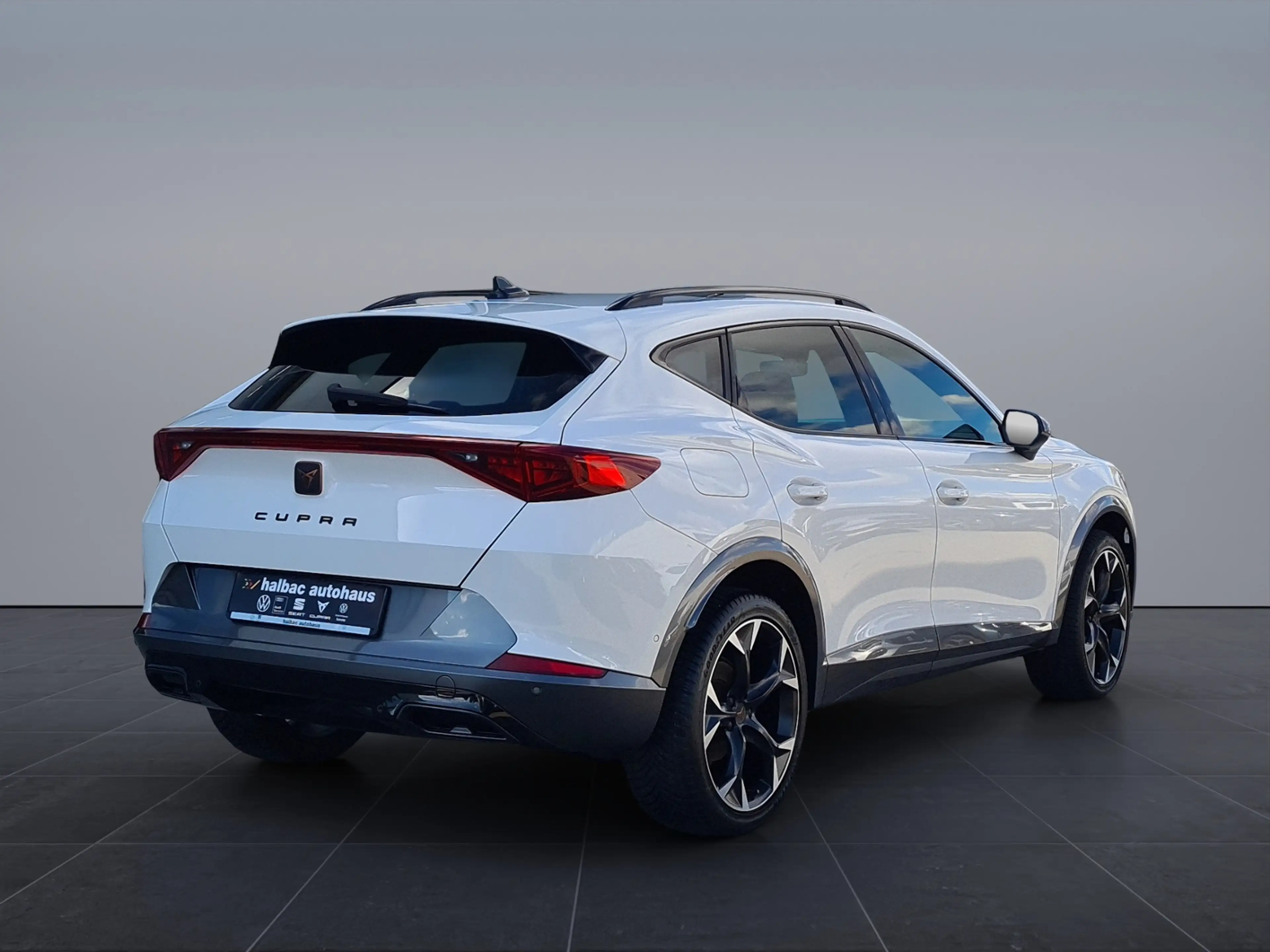 CUPRA Formentor 1.5 TSI DSG +AHK+PANOD+NAVI+LED+DCC+KAMERA+SHZ+PD — photo 7