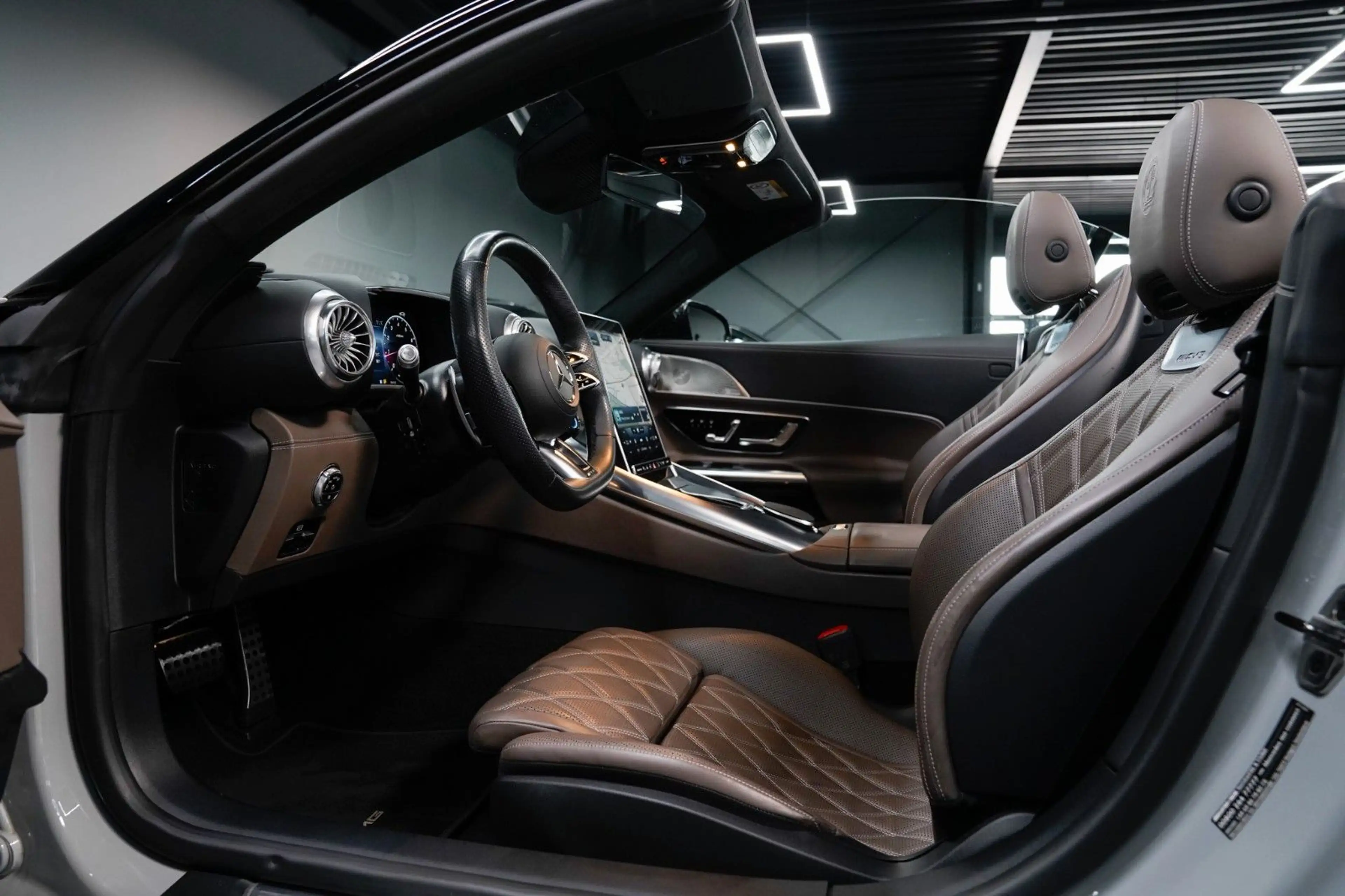 Mercedes-Benz SL 43 AMG Night-Premium+Head Up-Distronic-21" — photo 12