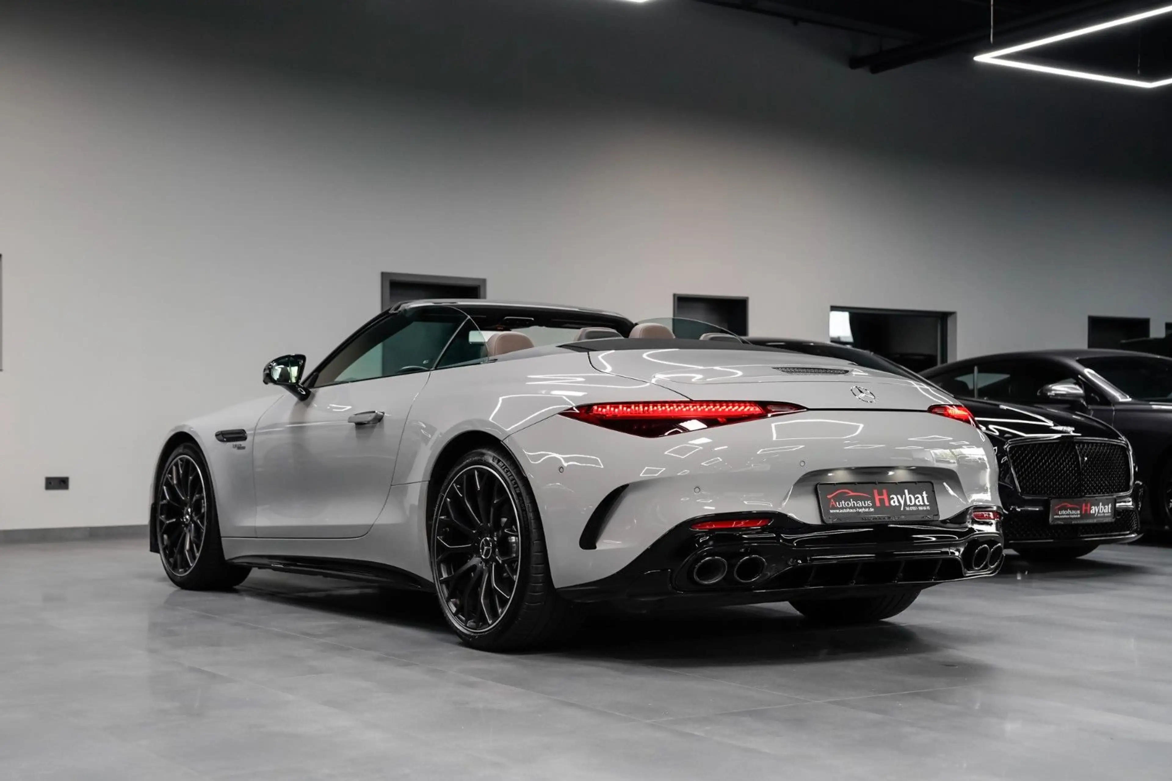 Mercedes-Benz SL 43 AMG Night-Premium+Head Up-Distronic-21" — photo 9