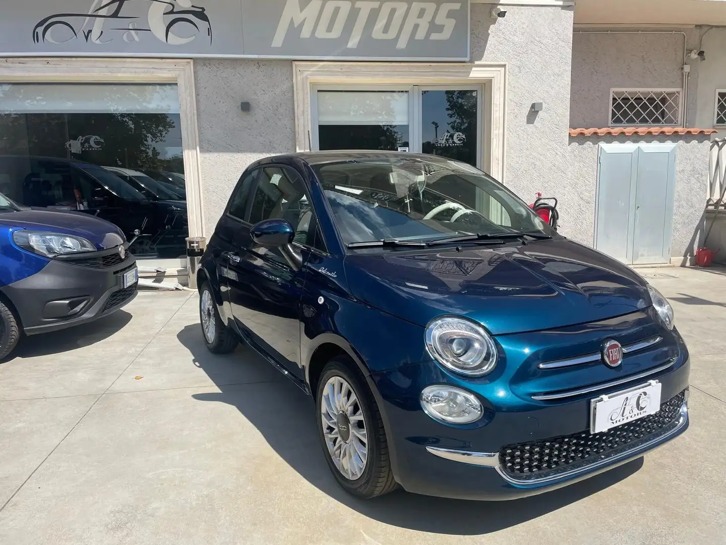 Fiat 500 1.0 Hybrid Dolcevita Rouge - 1
