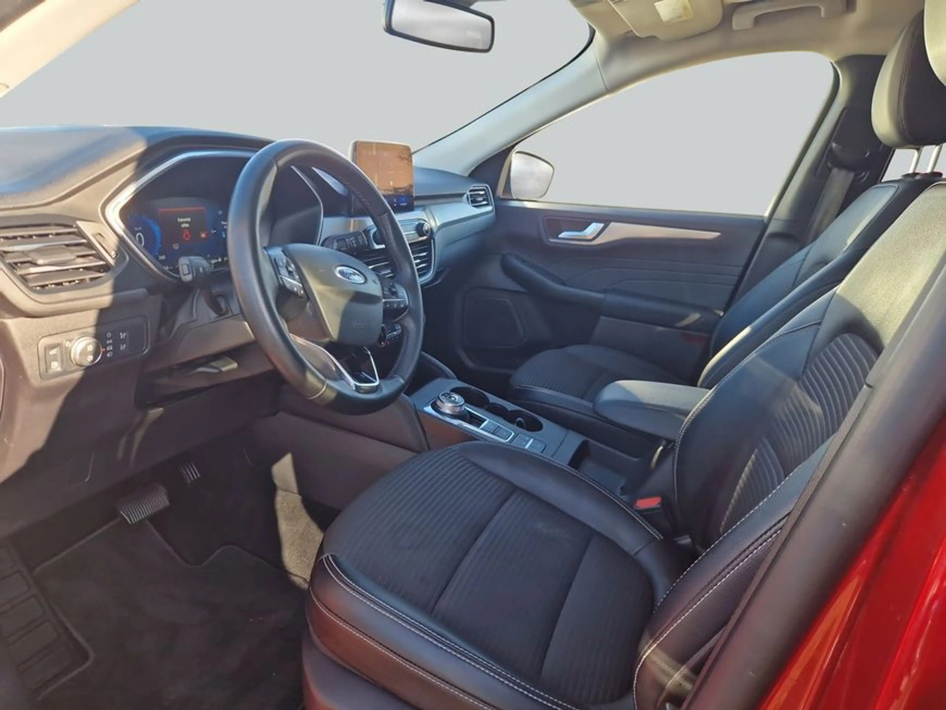 Ford Kuga 2.5 Duratec PHEV TITANIUM X — photo 10
