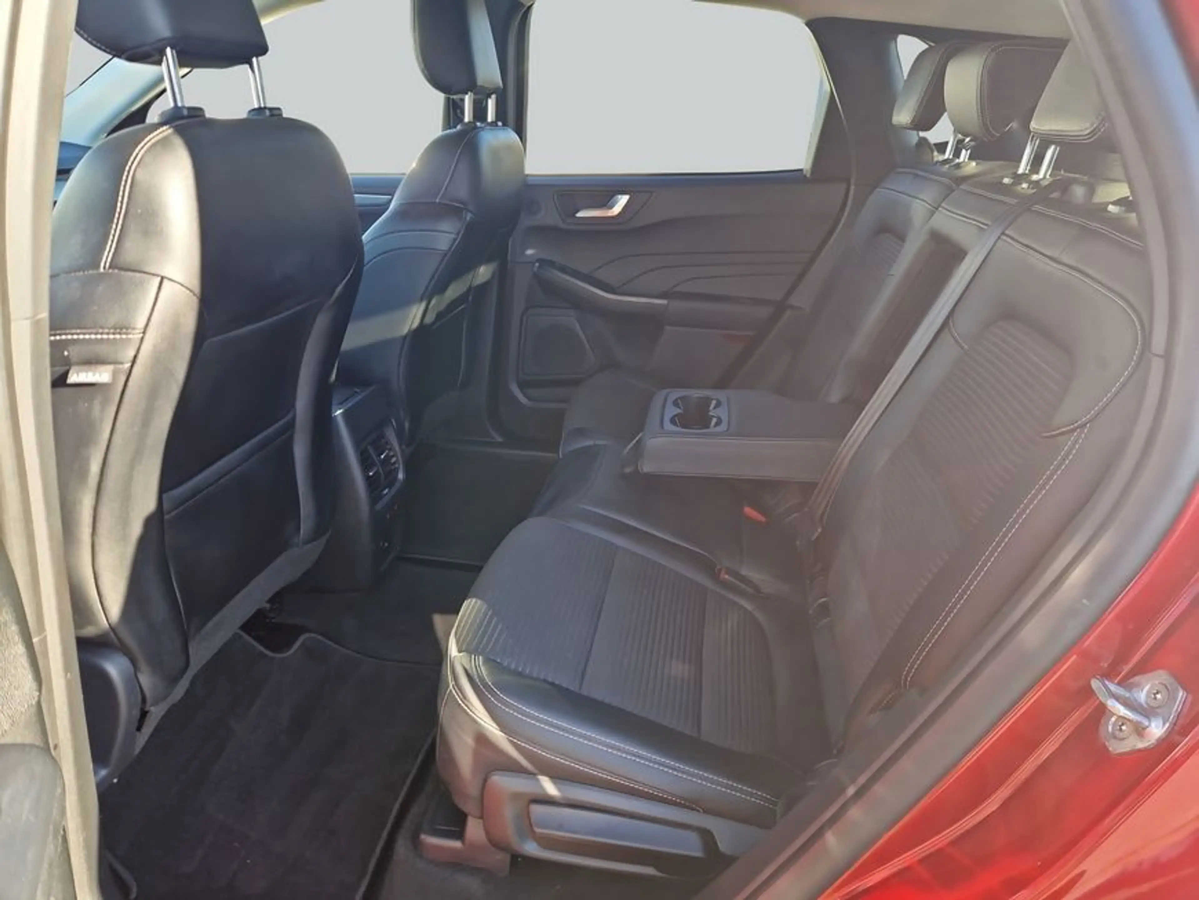 Ford Kuga 2.5 Duratec PHEV TITANIUM X — photo 11