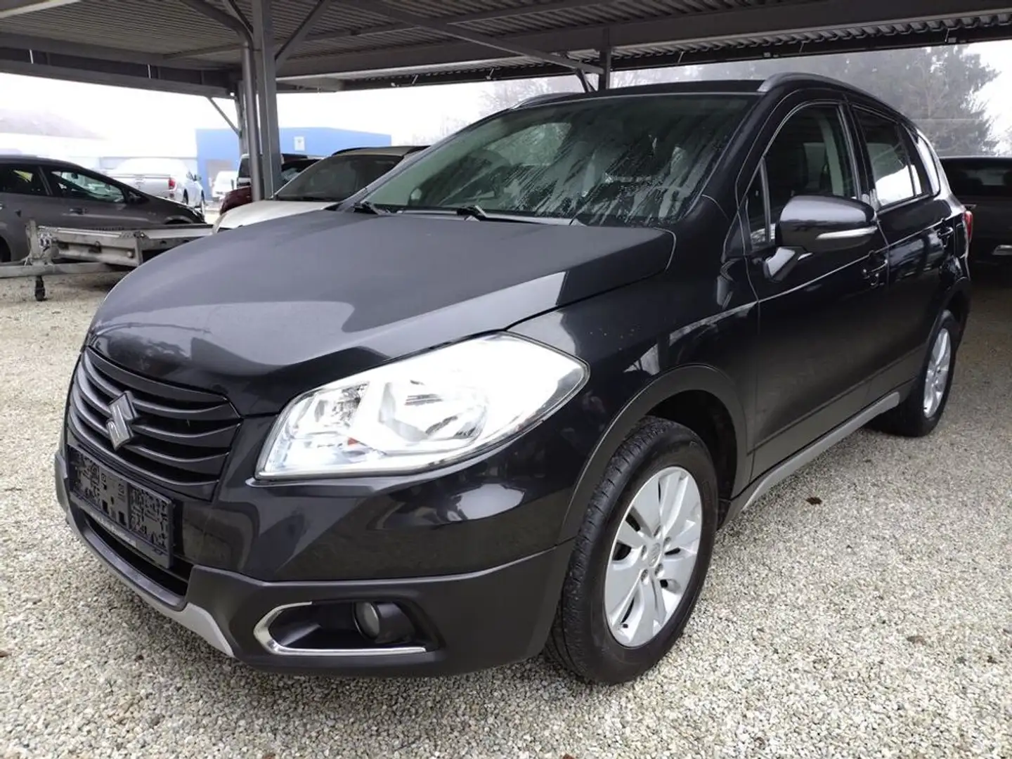 Suzuki SX4 S-Cross 1,6 DDiS Allgrip shine !1.Besitz! Schwarz - 1