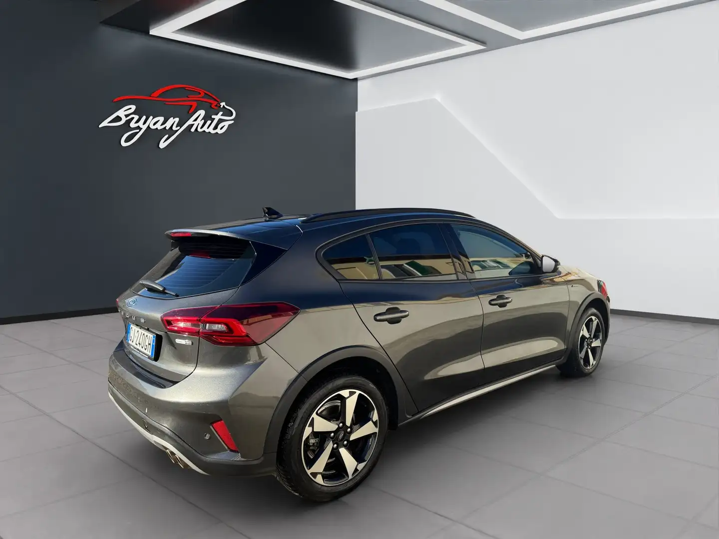 Ford Focus Active 1.0 ecoboost h Design 125cv - 1