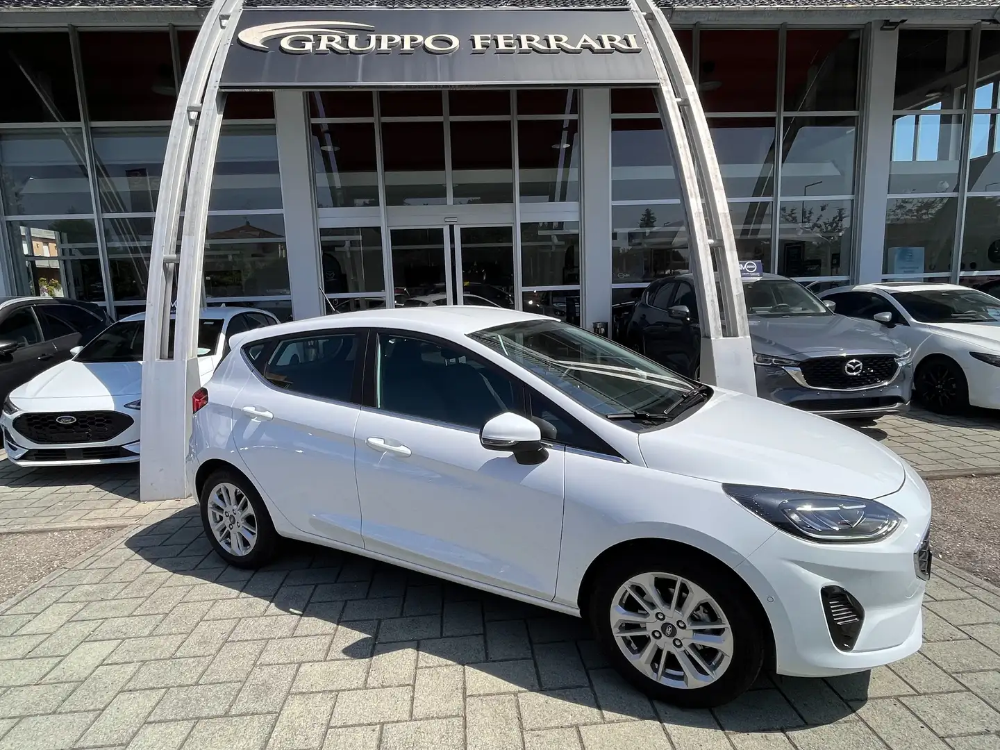 Ford Fiesta Fiesta 5p 1.1 Titanium 75cv Blanco - 2