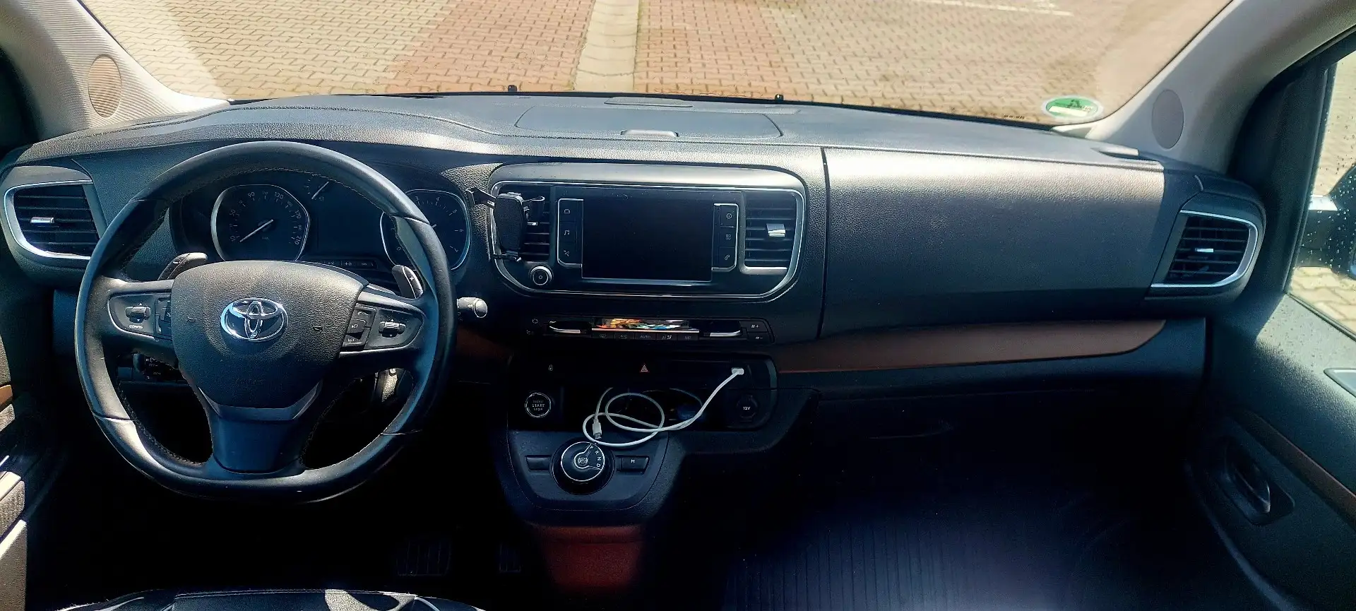 Toyota Proace Crosscamp Schwarz - 2