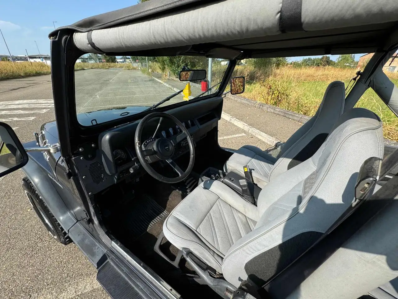 Jeep Wrangler YJ 4.0 Automatik+klima, foto 4