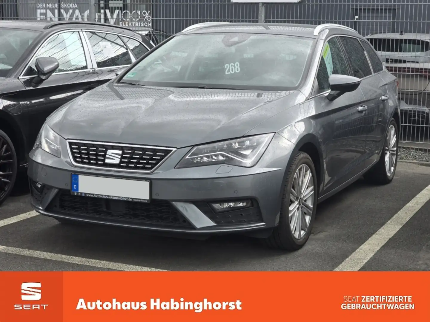 SEAT Leon Sportstourer 1.4 TSI DSG Xcellence Navi Beats PDC Grau - 1