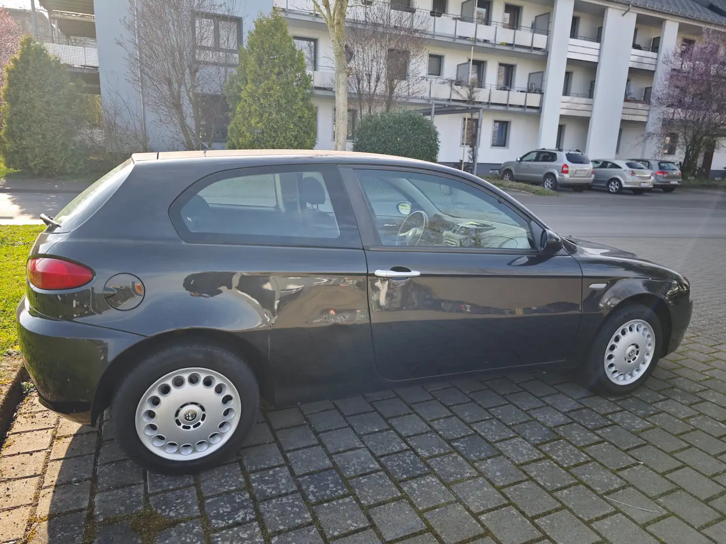 Alfa Romeo 147 147 1.6 Twin Spark ECO Sportiva Negru - 2