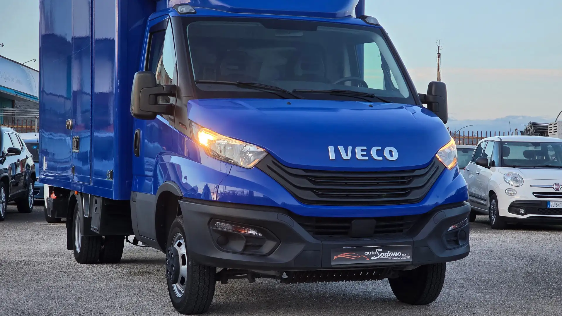 Iveco Daily 35c16 3.0 Pedana- Porta laterale - 435x218 Blu/Azzurro - 2