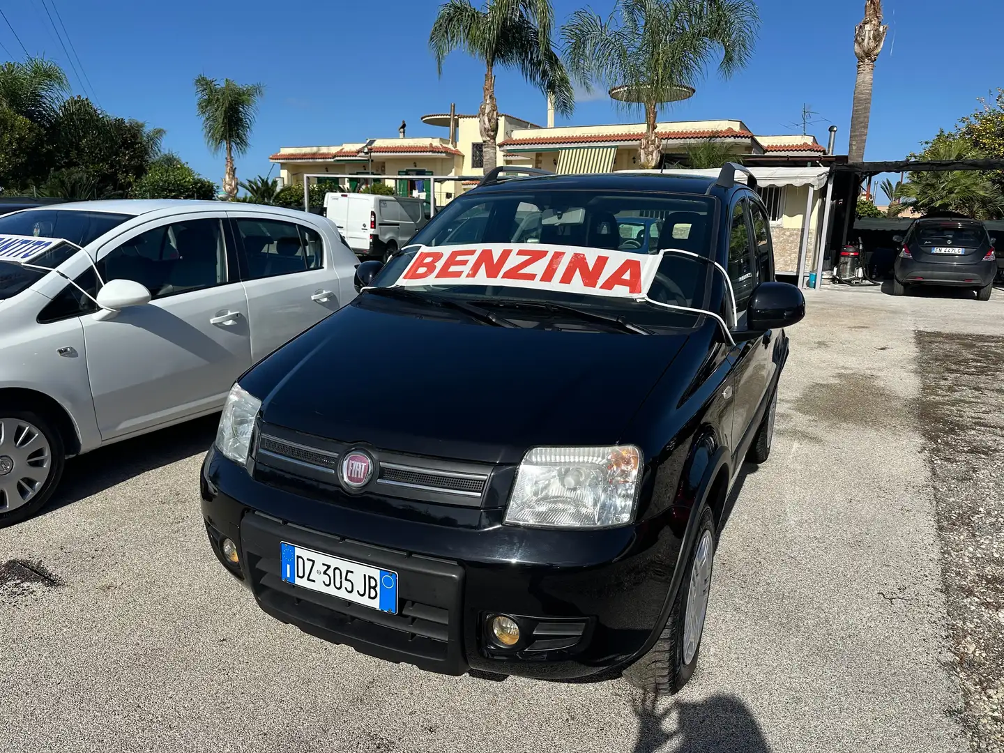 Fiat Panda Panda 1.2 Glam 4x4 Noir - 1