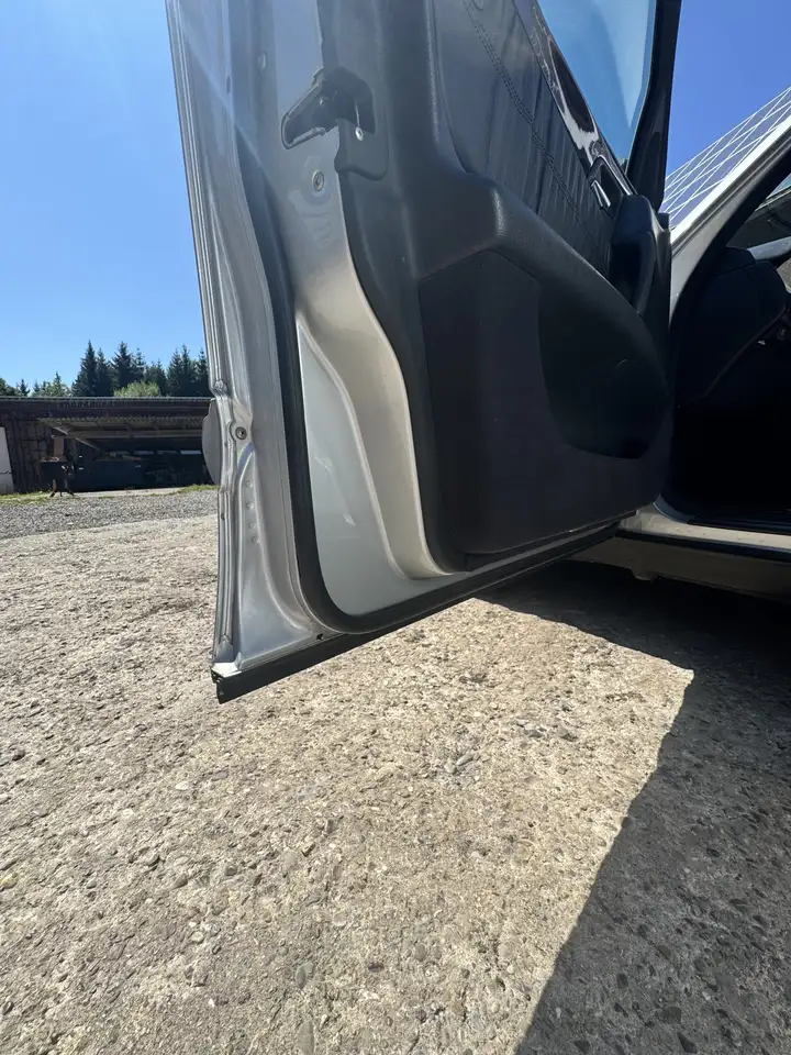 Mercedes-Benz E 320 4-Matic Elegance, foto 5