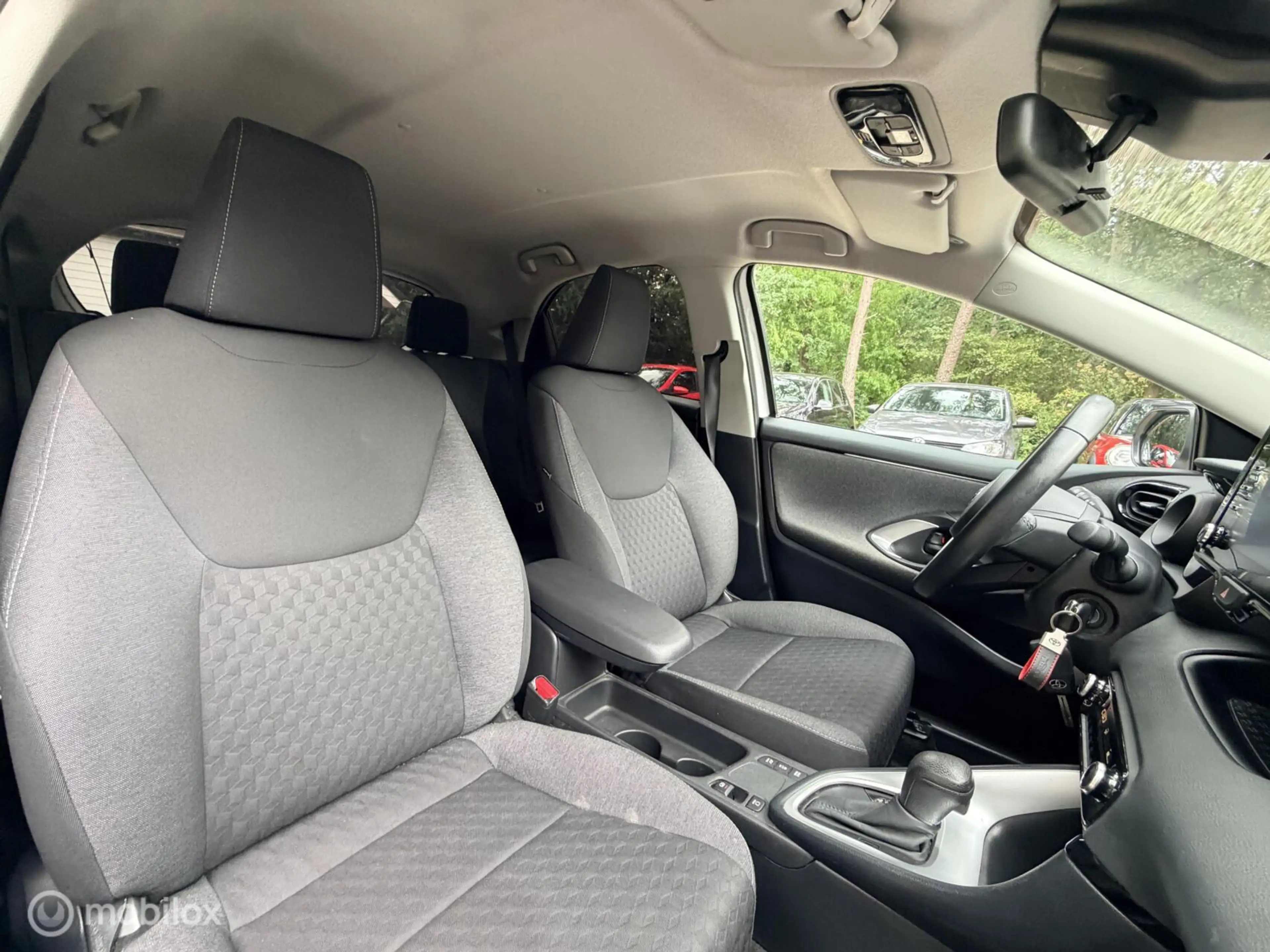 Toyota Yaris 1.5 Hybrid Comfort — photo 10