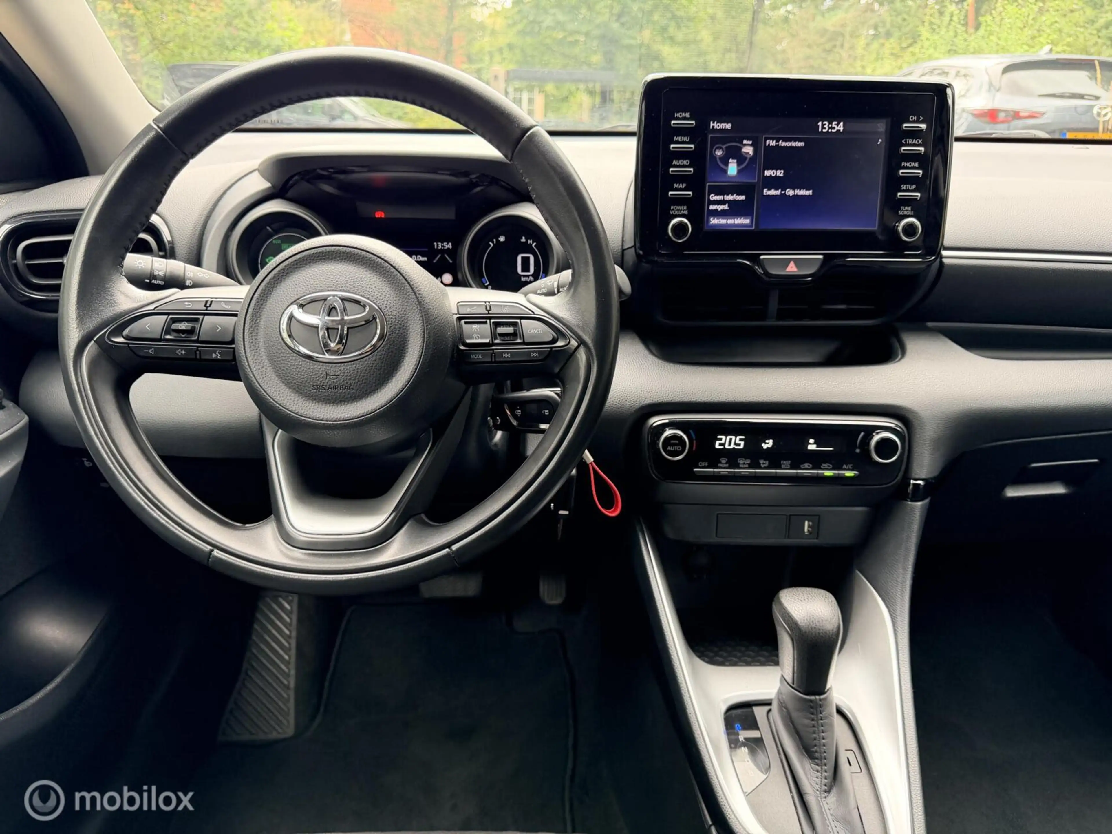 Toyota Yaris 1.5 Hybrid Comfort — photo 12