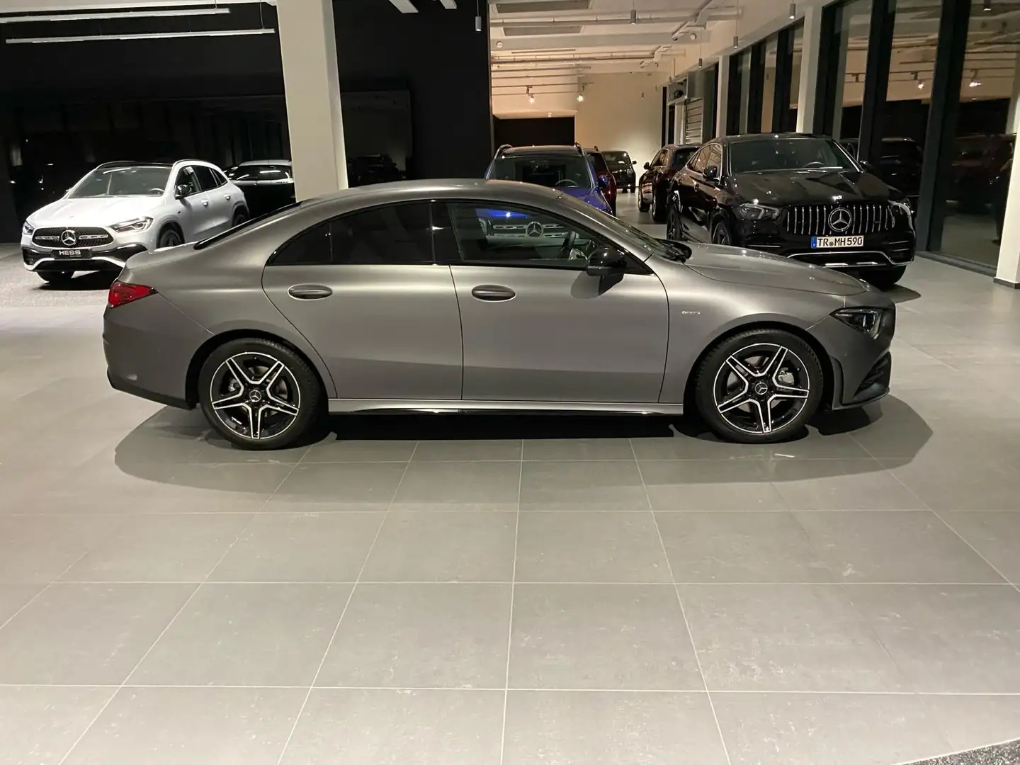 Mercedes-Benz CLA 220 d 8G-DCT AMG Line - 1