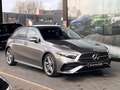 Mercedes-Benz A 250 4MATIC AMG Line Grijs - thumbnail 2