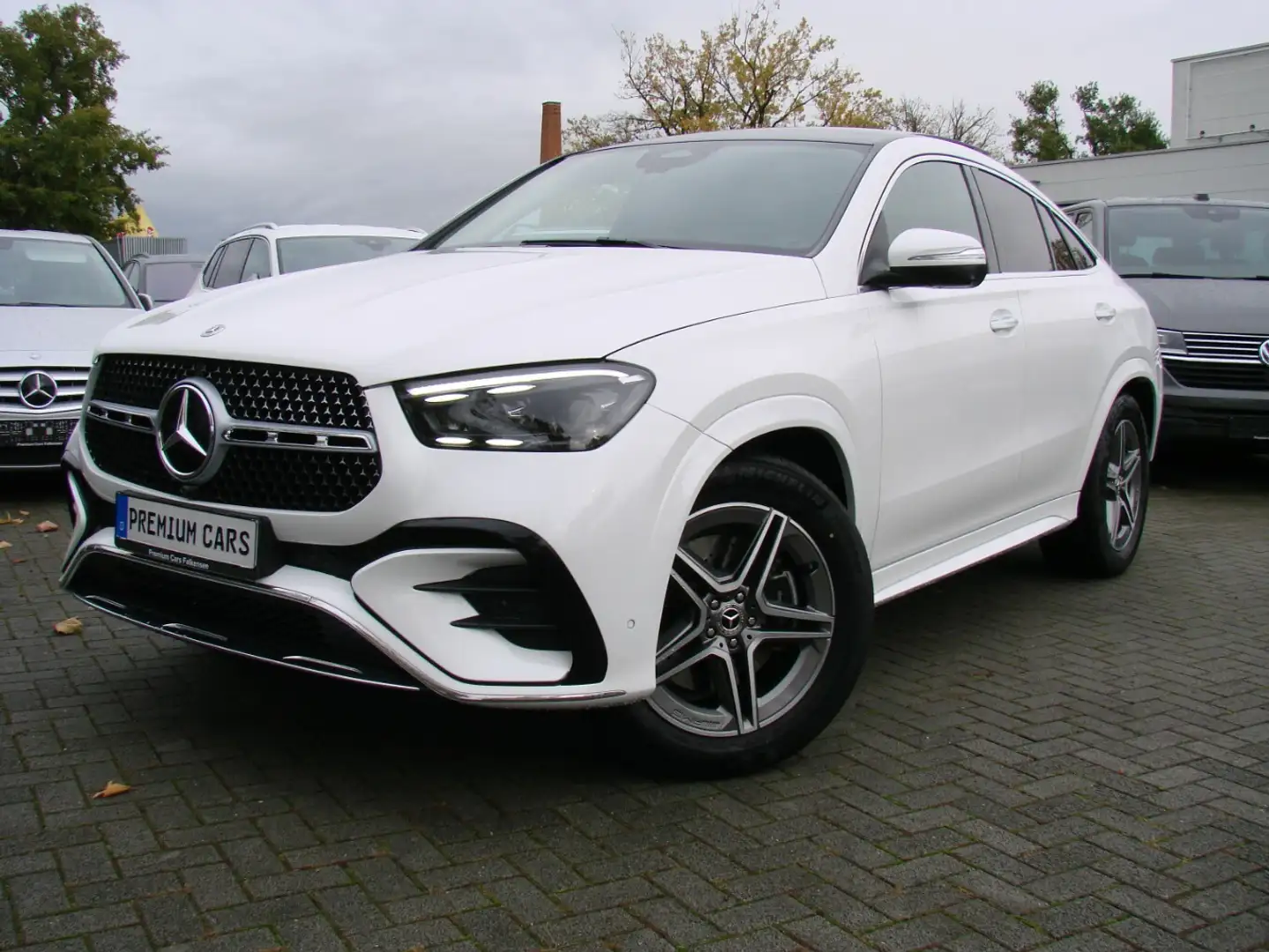 Mercedes-Benz GLE 300 d Coupe AMG 4M Pano 360° Airmatic AHK Burmester Biały - 2