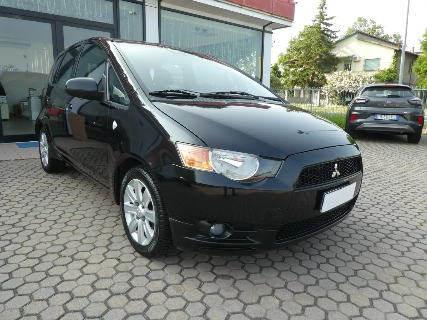 Mitsubishi Colt 1.1 12V 5p. GPL OK NEOPATENTATI Nero - 2