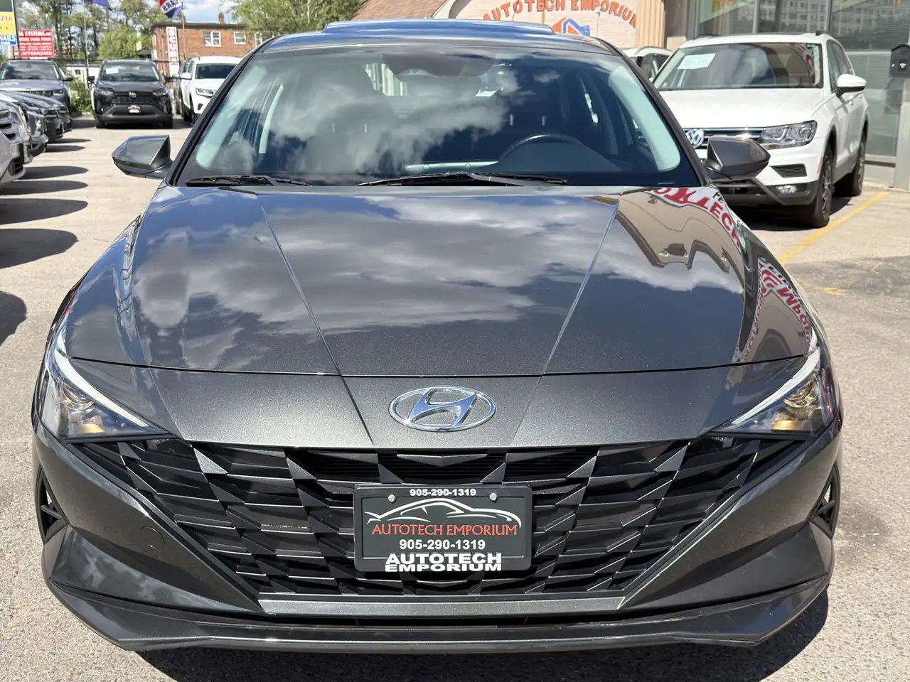 Hyundai ELANTRA снимка Hyundai ELANTRA