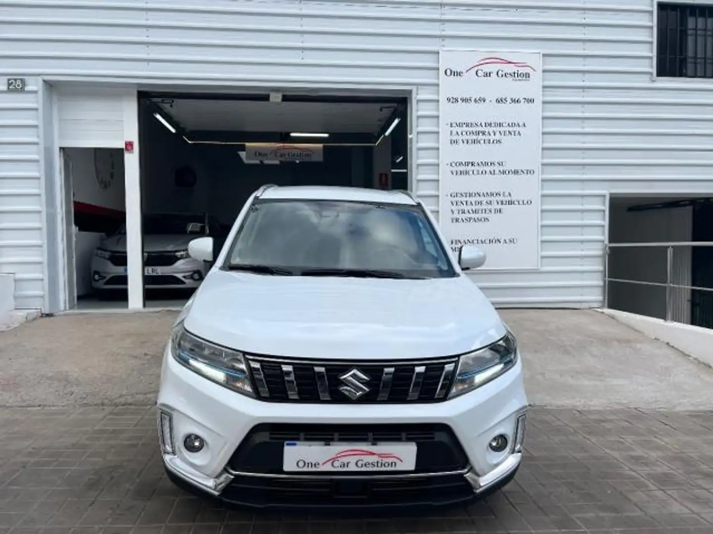 Suzuki Vitara 1.4T GLE Mild Hybrid Blanc - 2