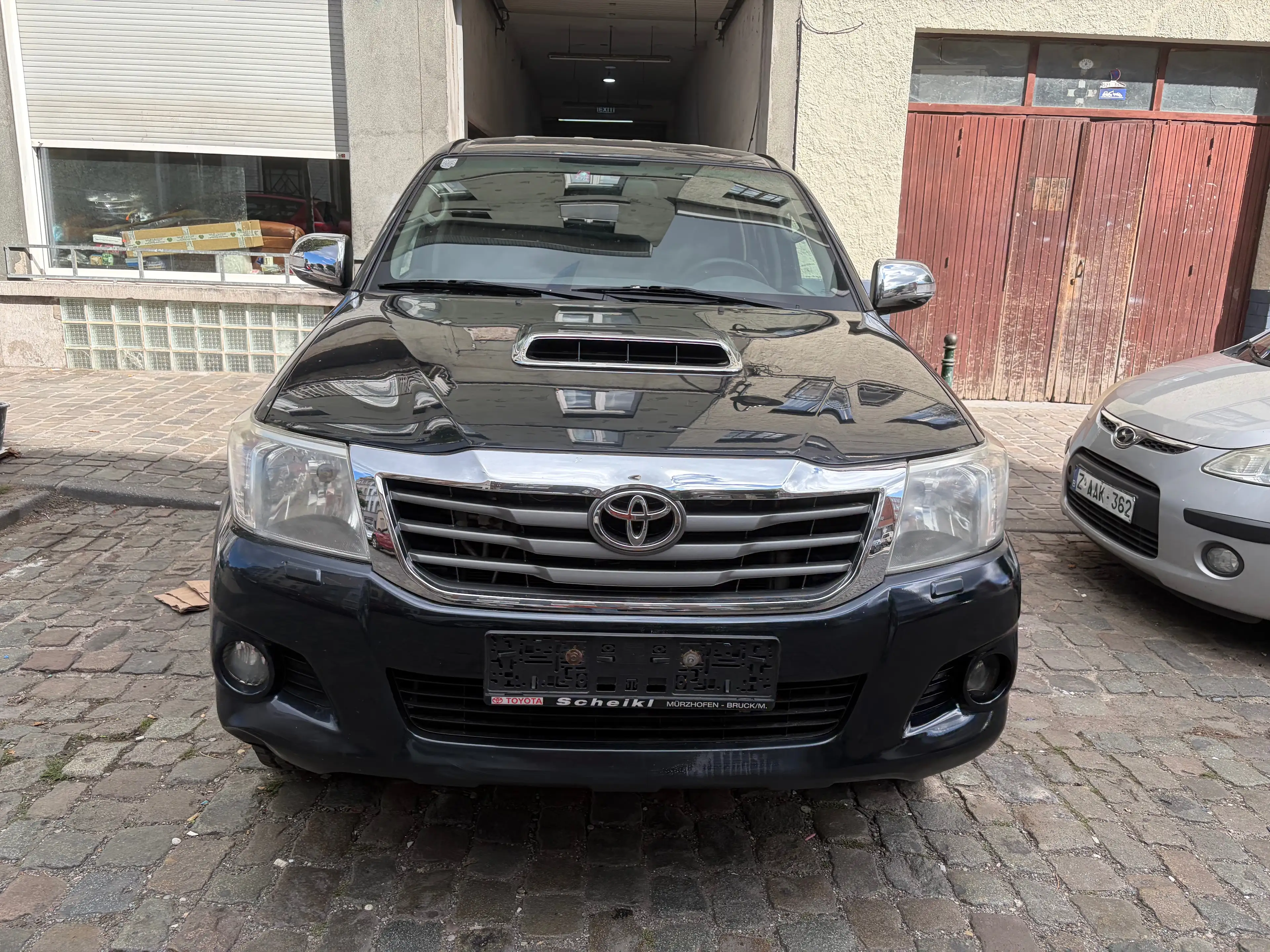 Toyota Hilux 3.0 D-4D 4WD SR