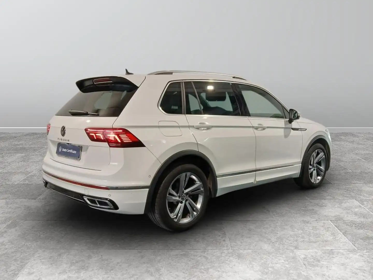 Volkswagen Tiguan 1.5 tsi act R-Line 150cv dsg Wit - 2