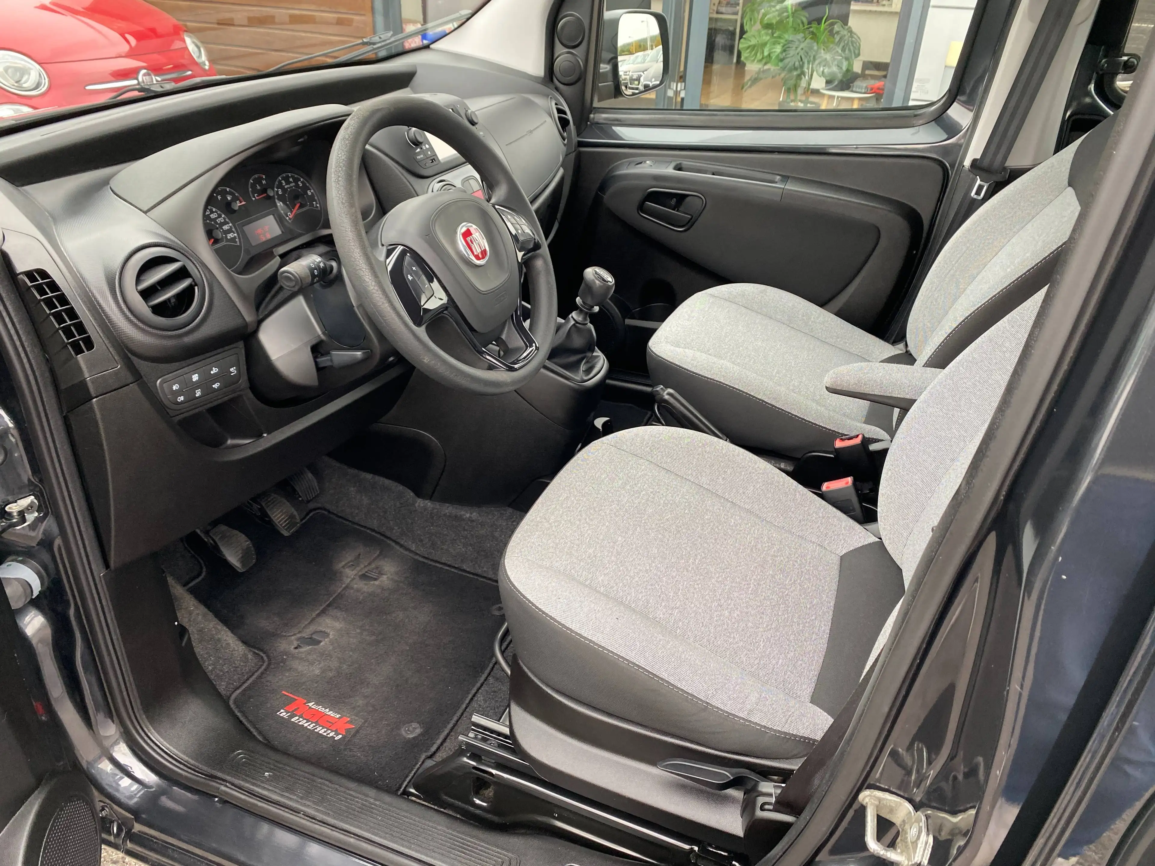 Fiat Qubo 1.4 Lounge 1.Hand Einparkhilfe Klima Bluetooth — photo 11