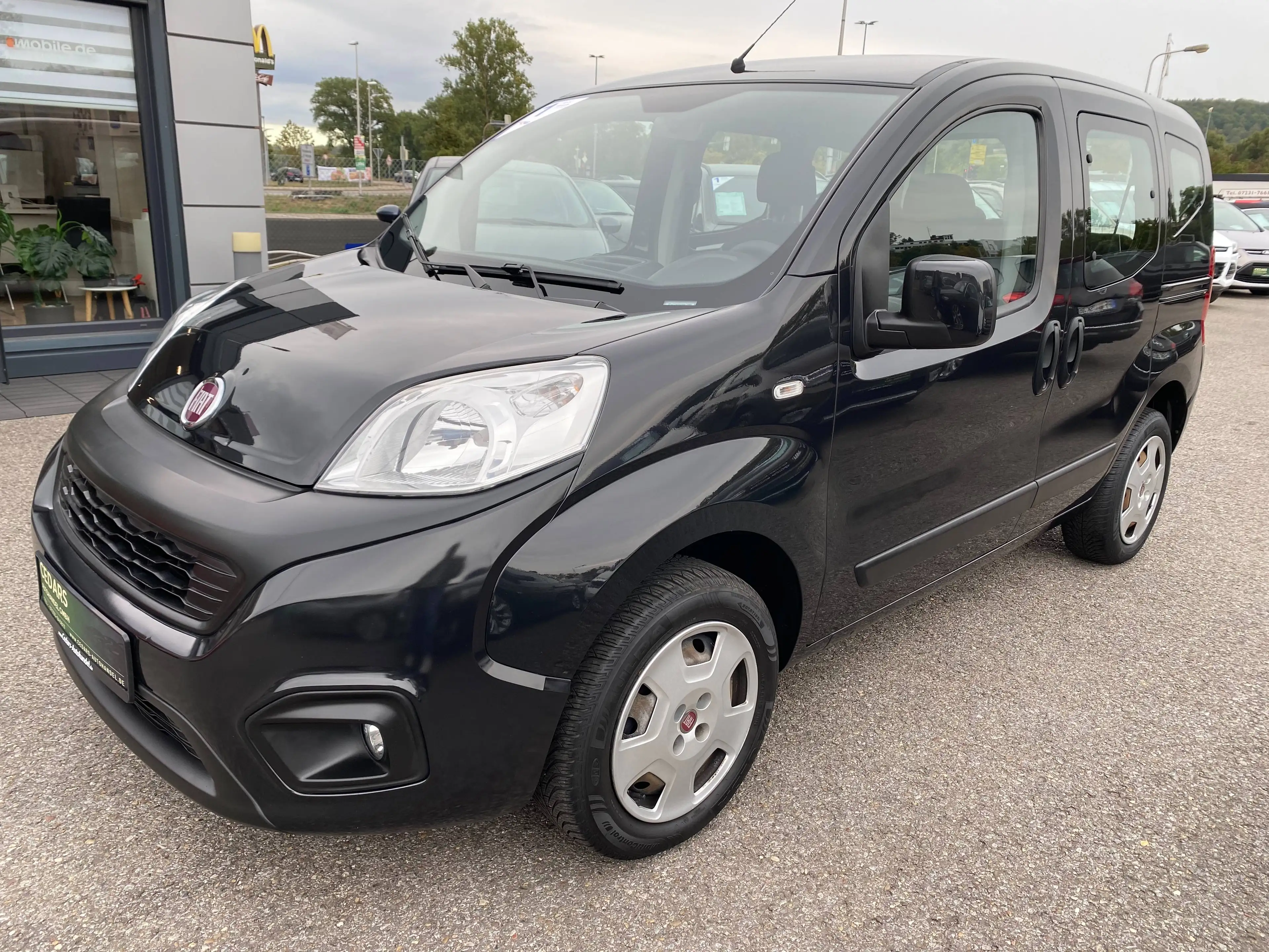 Fiat Qubo 1.4 Lounge 1.Hand Einparkhilfe Klima Bluetooth — photo 4