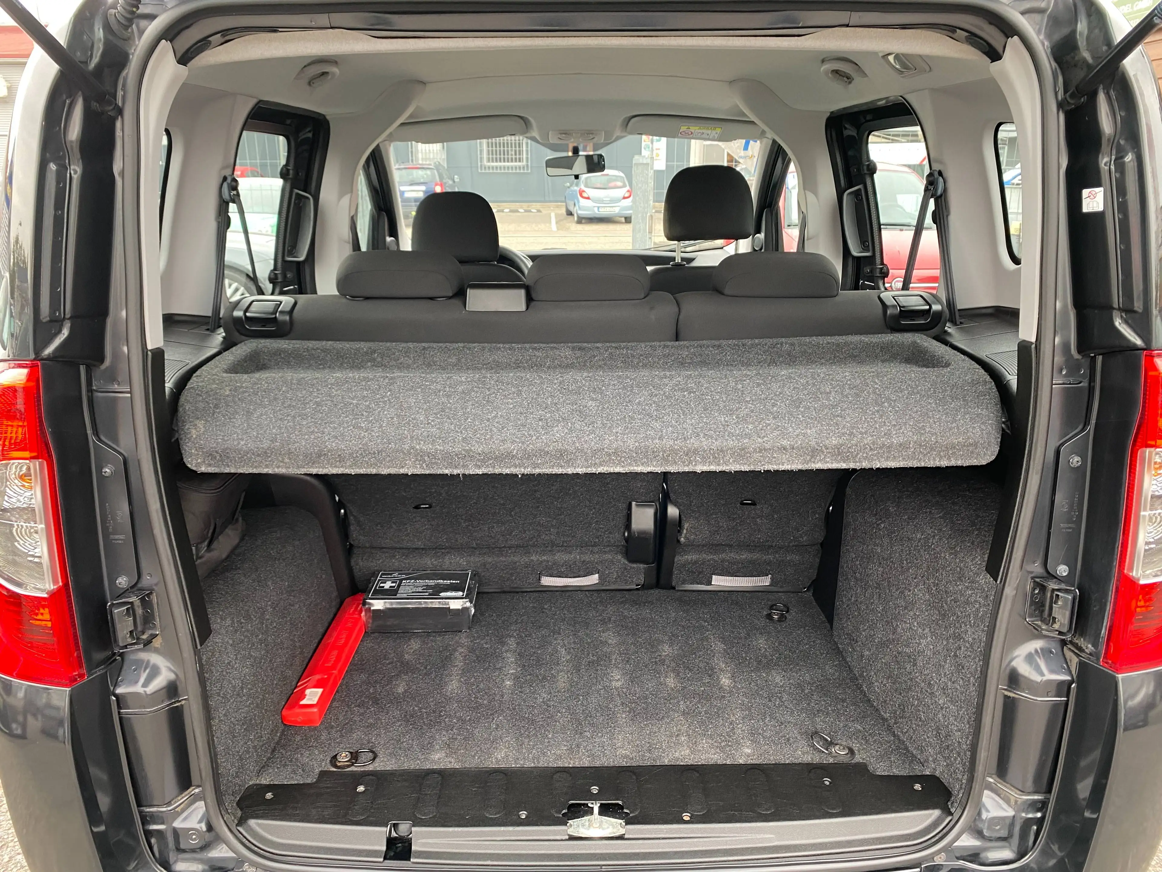 Fiat Qubo 1.4 Lounge 1.Hand Einparkhilfe Klima Bluetooth — photo 21