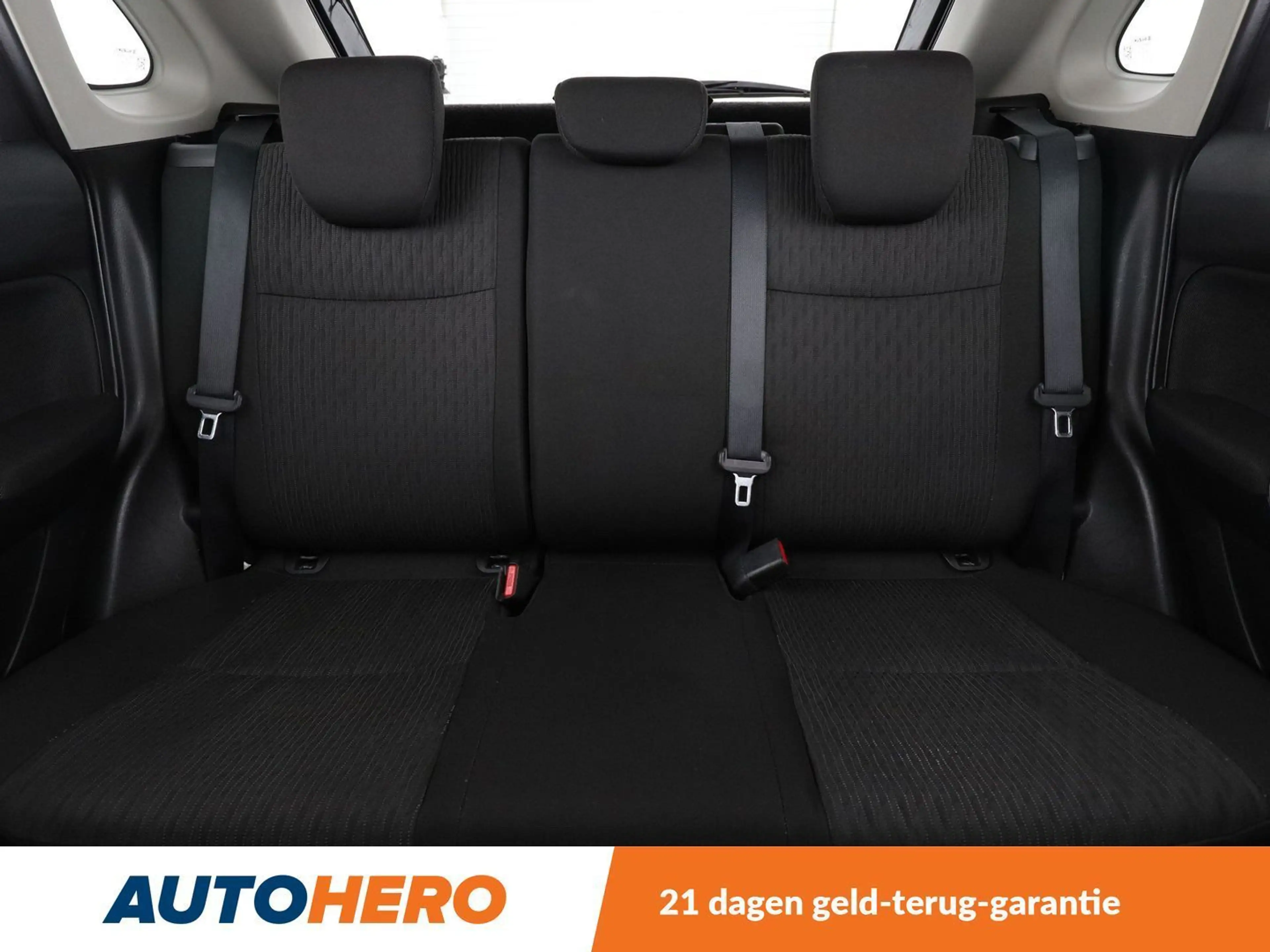 Suzuki Baleno 1.2 DualJet Basic — photo 15