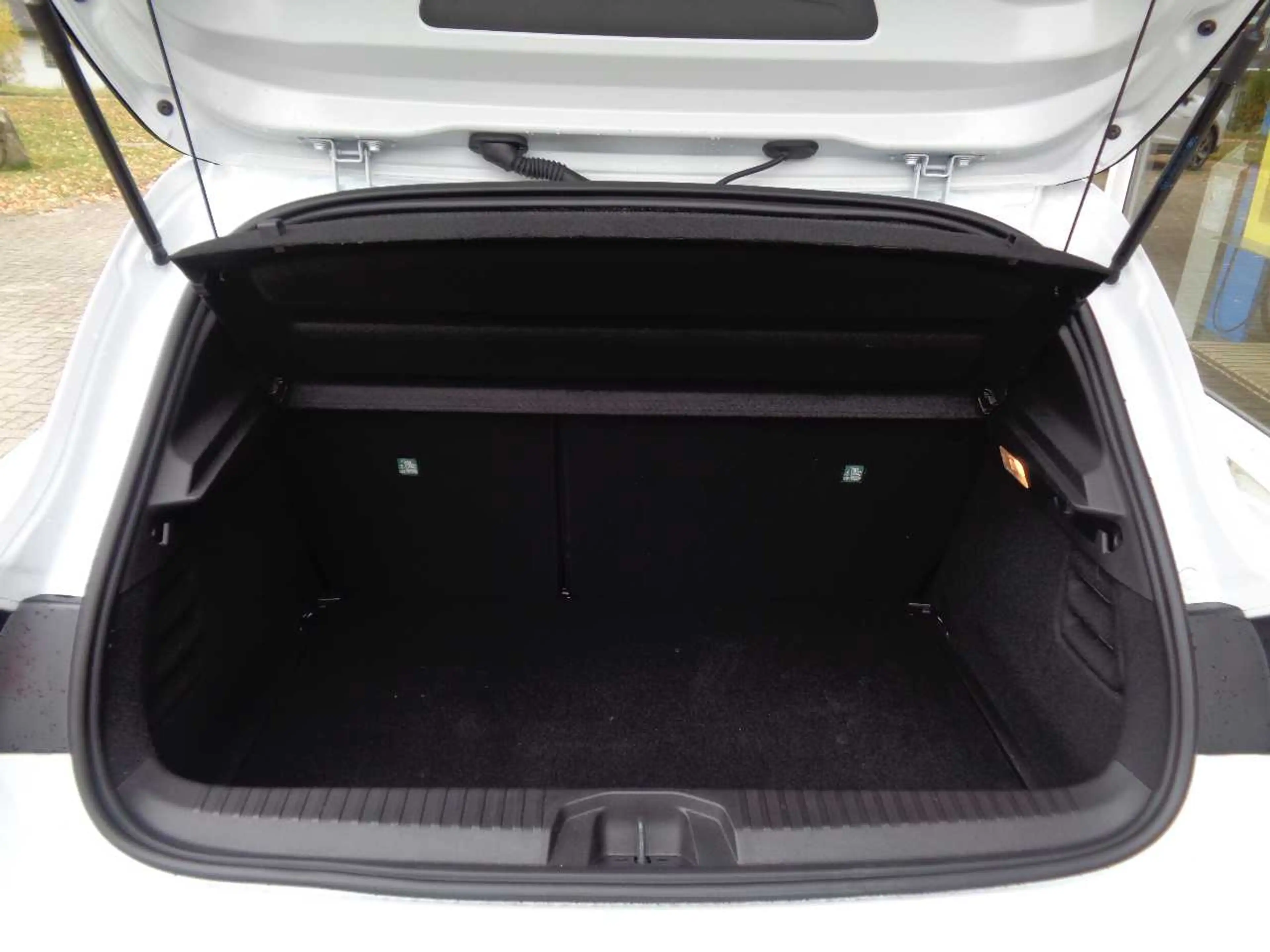Mitsubishi Colt EDITION 1.0 T-Benziner 6-Gang — photo 6