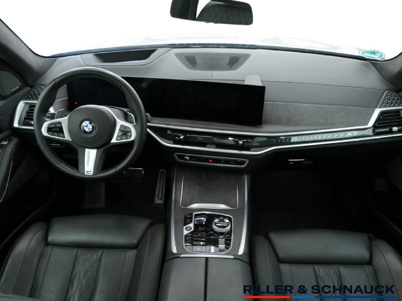 BMW X7 xDrive 40d M Sport Pro PANO-SKY+AHK+STANDH — photo 3