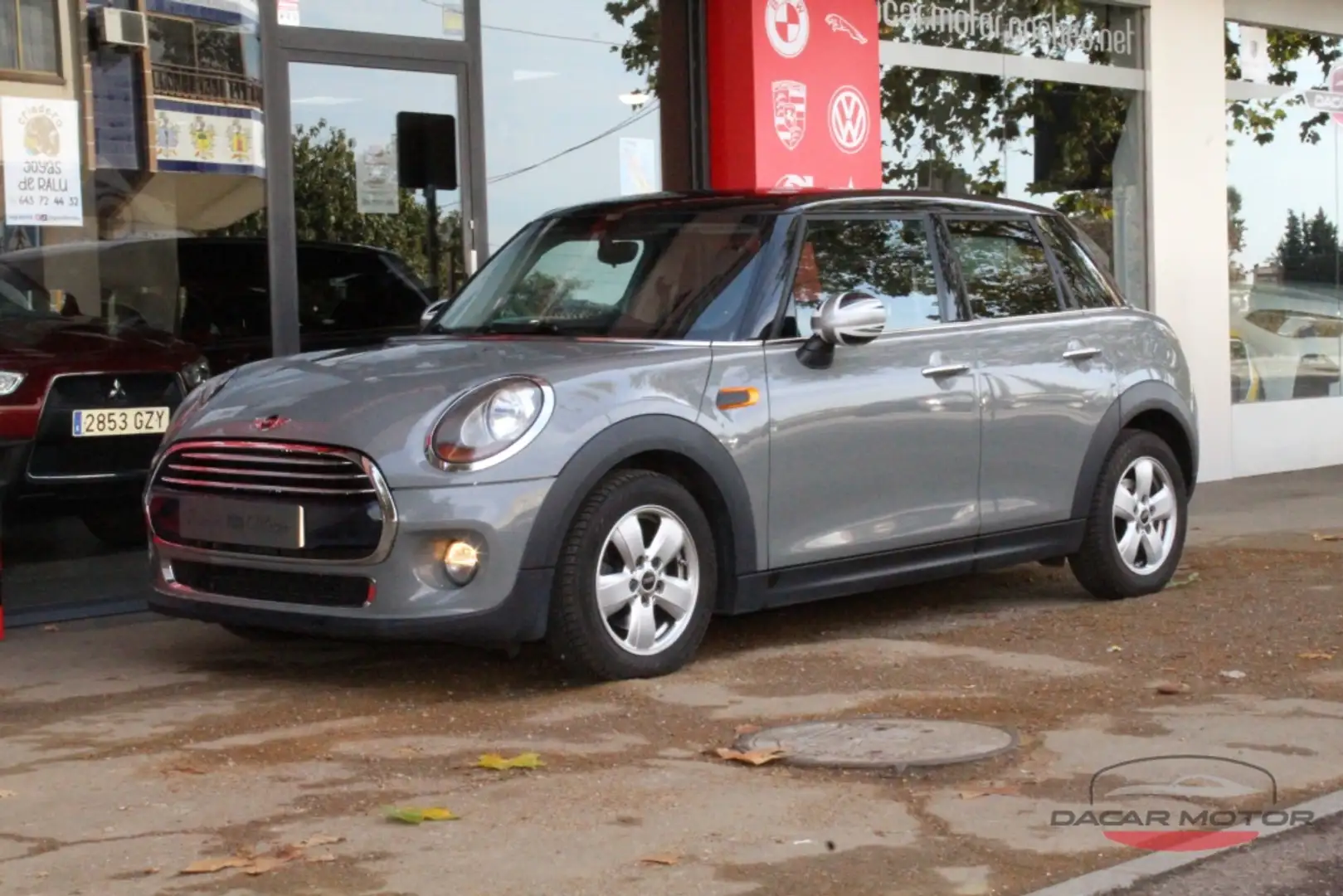 MINI Cooper Aut. Grijs - 2