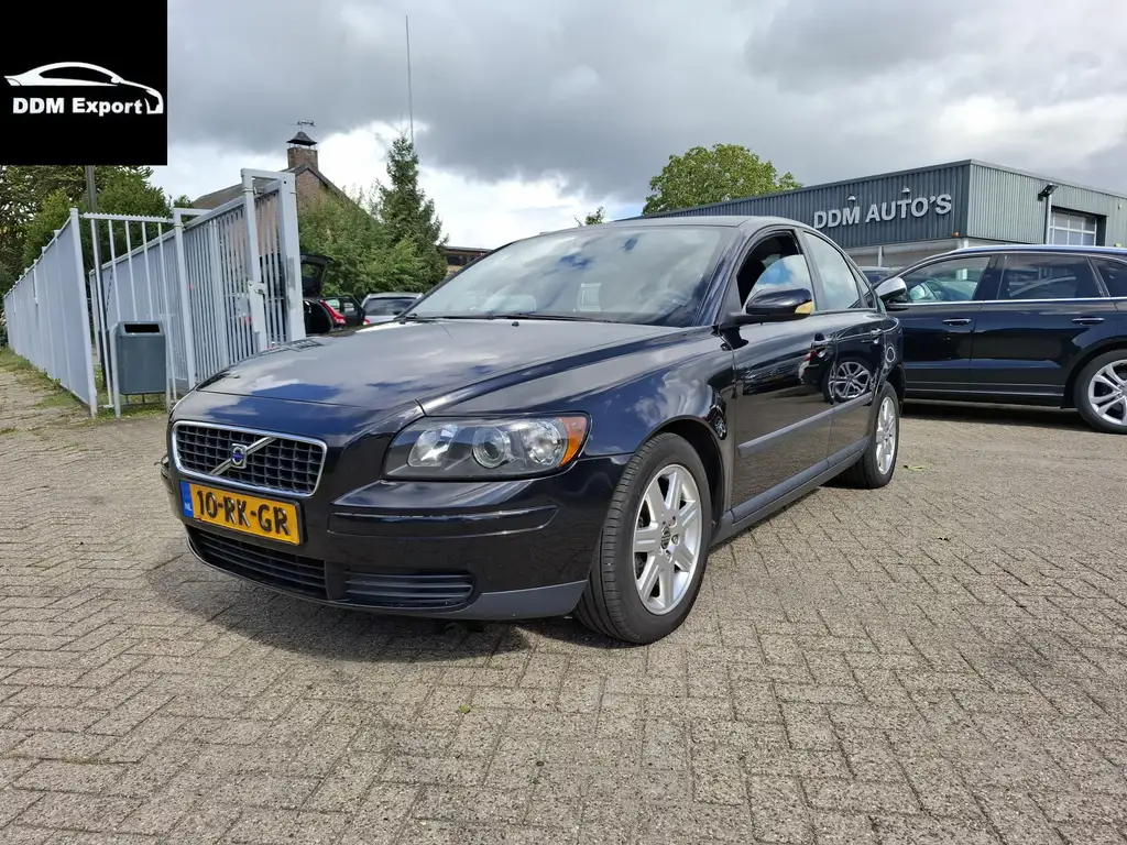 Volvo S40 2005 из Европы — купить под ключ