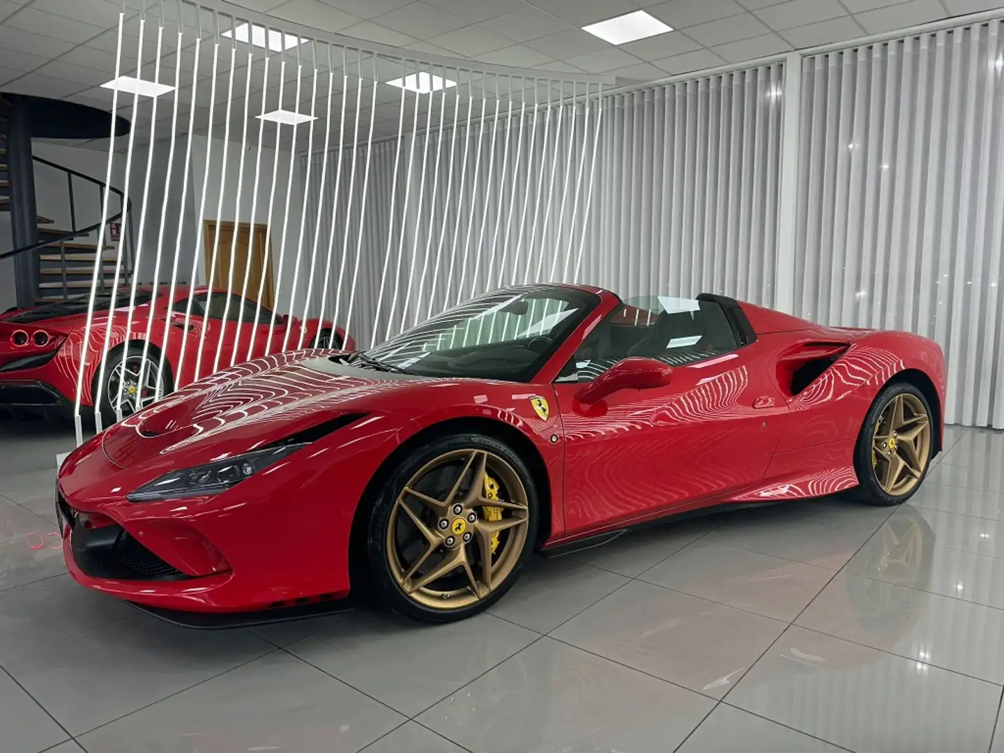 Ferrari F8 Spider Rojo - 2