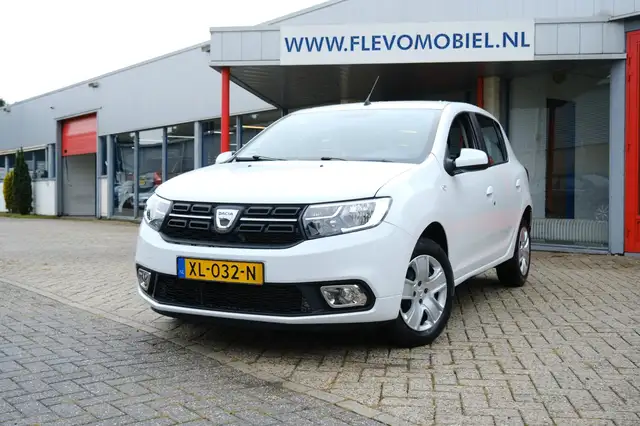 Dacia Sandero 0.9 TCe Laureate Aut. *36.800km!* AIrco|Navi|Cam