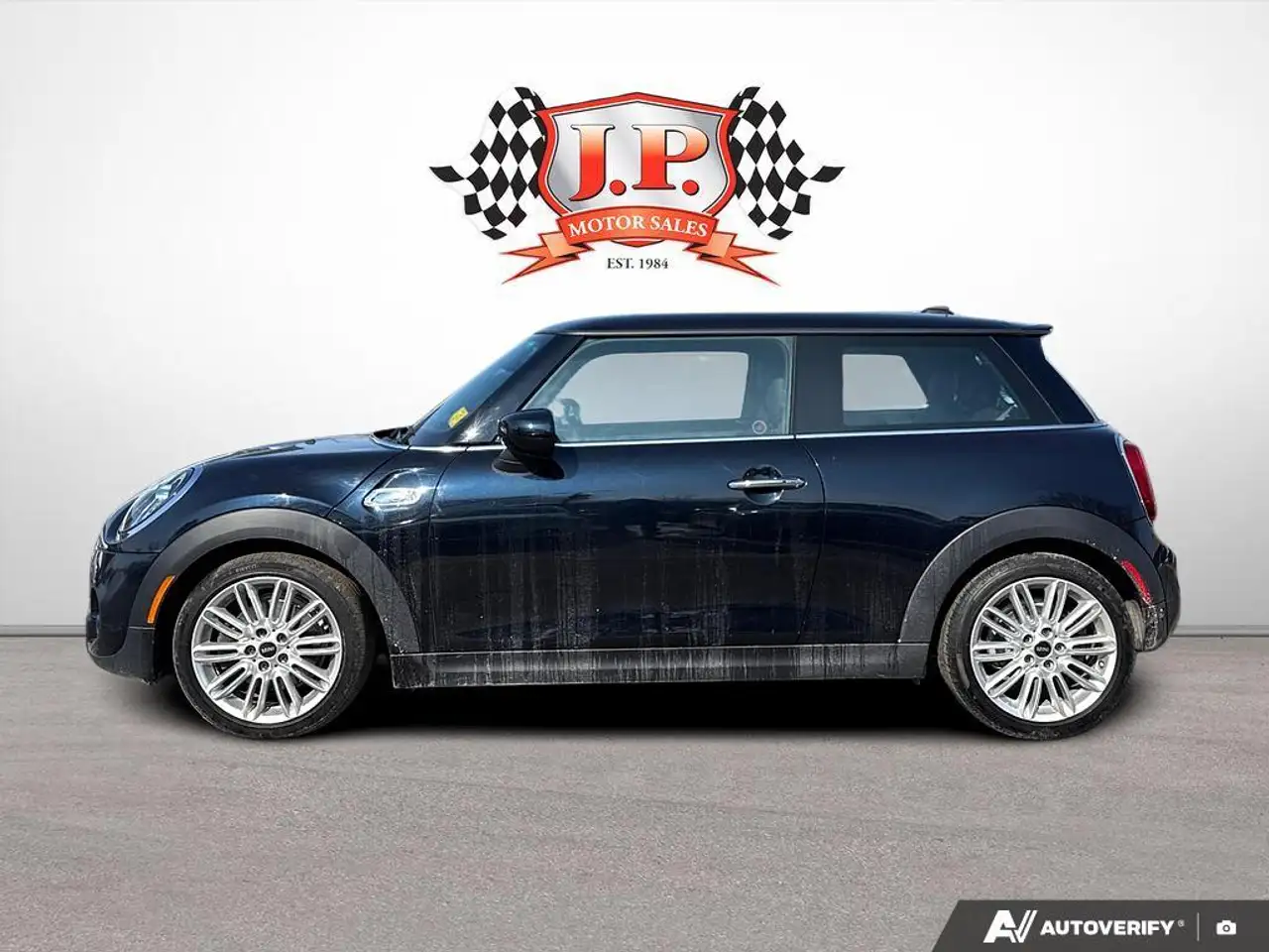 MINI 3 Door снимка MINI 3 Door
