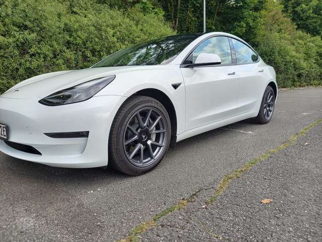 Tesla Model 3 Model 3 Langstreckenbatt. Allradantrieb Dual Motor