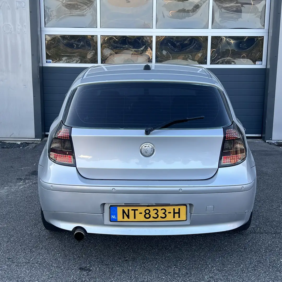 BMW 118 118i Grijs - 1