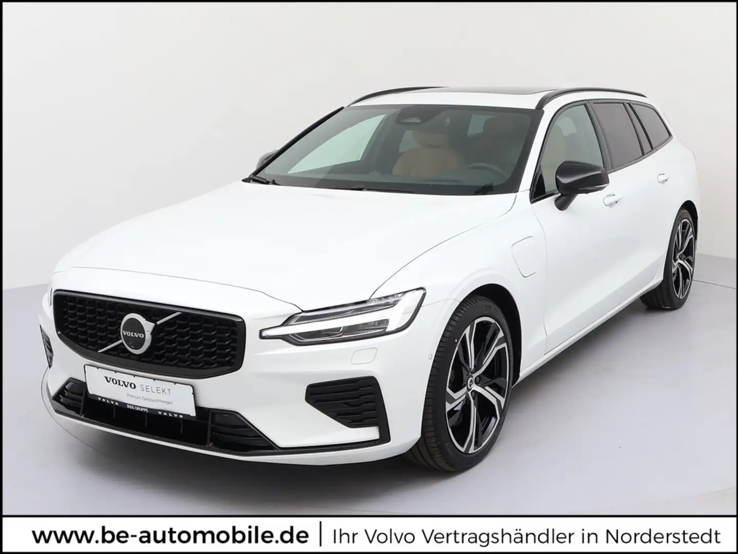 Volvo V60 T6 AWD Ultra Dark Recharge Plug-In Hybrid *AHK*360* Weiß - 1