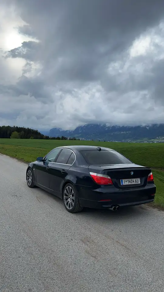 BMW 525