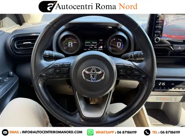 Toyota Yaris view 6