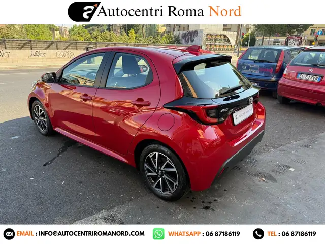 Toyota Yaris view 10