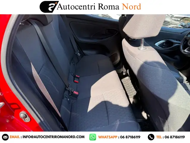 Toyota Yaris view 15