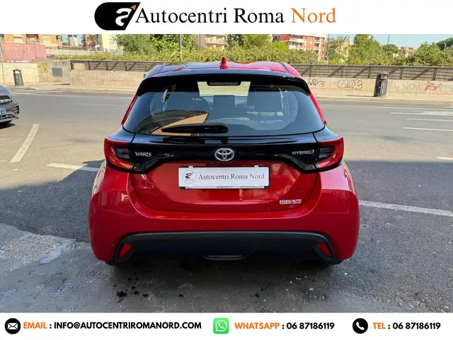 Toyota Yaris view 4